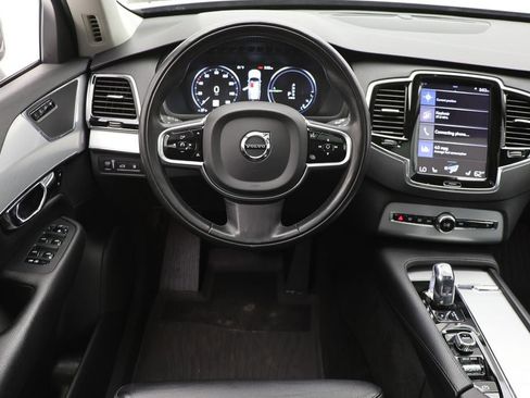 Used 2016 Volvo XC90 T8 Momentum w/ Vision Package AWD/4WD image 14