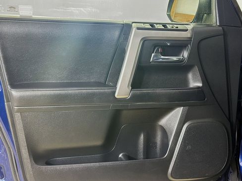 Certified 2021 Toyota 4Runner SR5 Premium AWD/4WD image 16