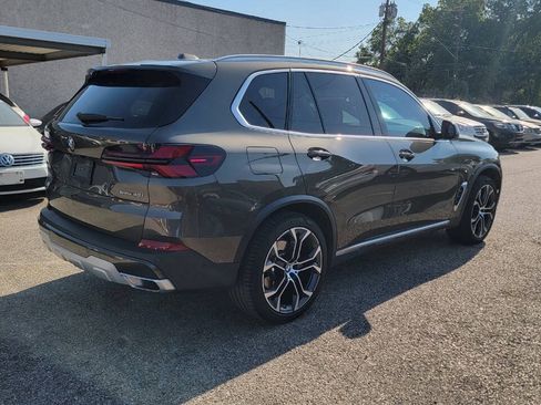 Used 2024 BMW X5 sDrive40i w/ Premium Package RWD image 5