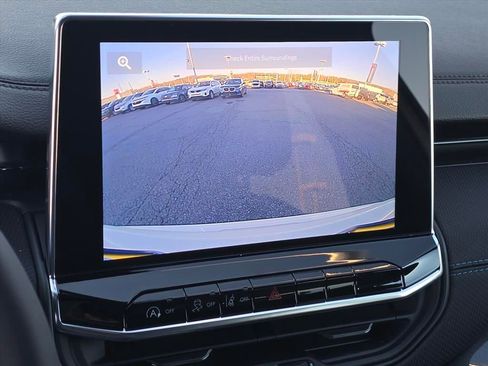 New 2026 Jeep Compass Latitude image 6