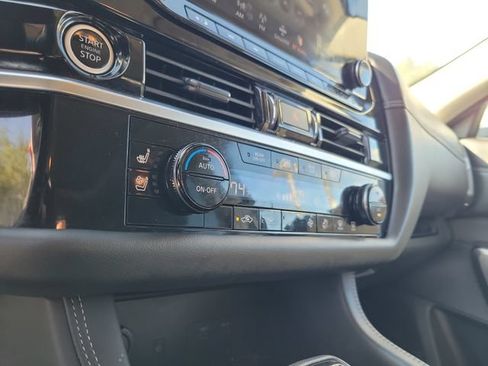 Used 2024 Nissan Pathfinder Platinum w/ Cargo Package FWD image 30