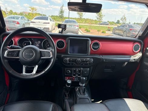Used 2021 Jeep Gladiator Rubicon AWD/4WD image 14