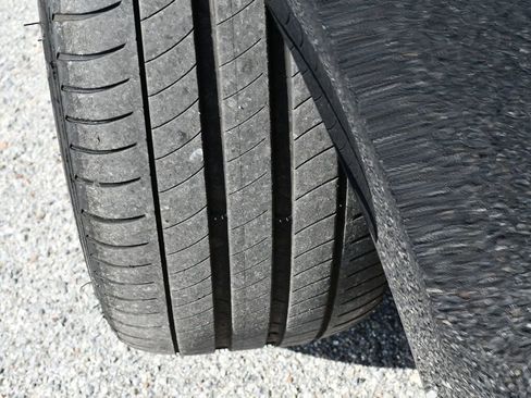 Used 2020 Mercedes-Benz E 450 4MATIC Cabriolet image 79