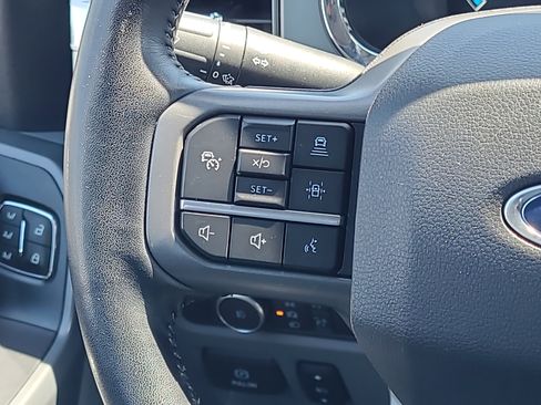 Used 2022 Ford F150 Lariat w/ Equipment Group 502A High AWD/4WD image 12
