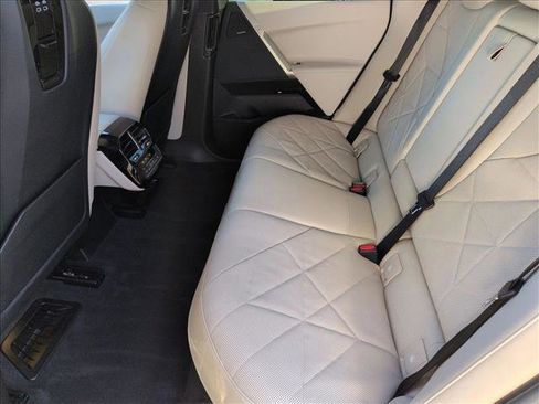 Used 2023 BMW iX xDrive50 w/ Convenience Package image 21