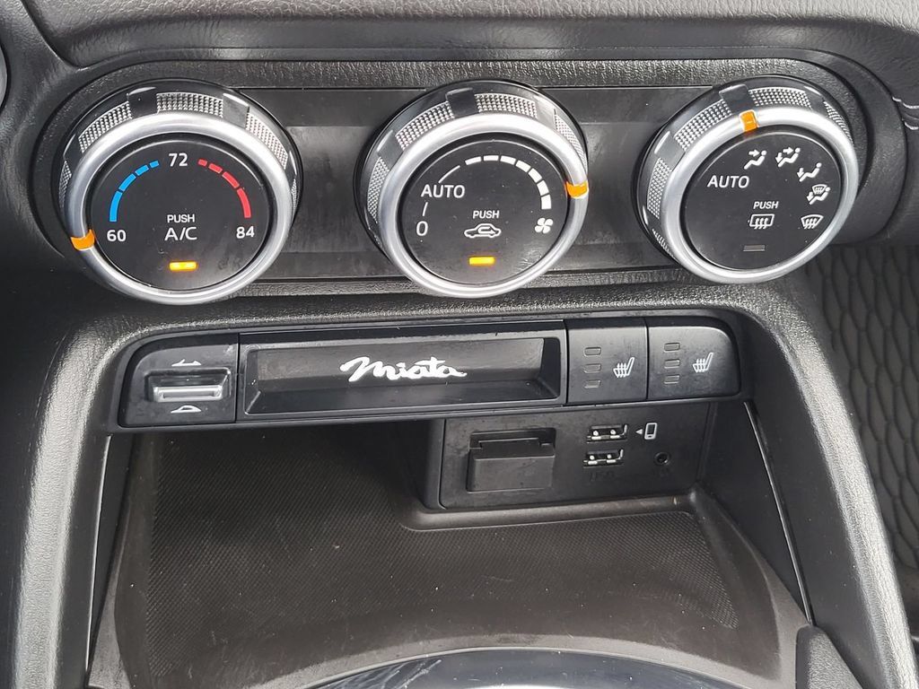 Certified 2023 MAZDA MX-5 Miata Grand Touring w/ Weather Package RWD image 22