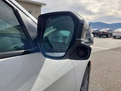 Used 2020 Honda Civic EX-L image 17