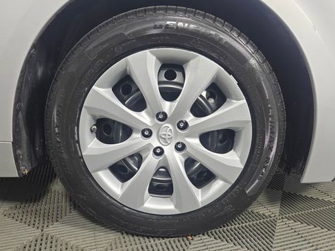 Used 2023 Toyota Corolla LE image 11