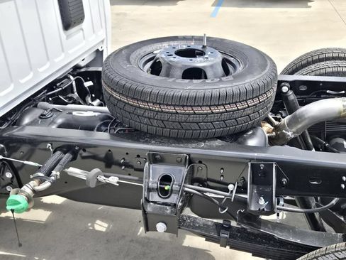 New 2026 RAM 3500 Tradesman w/ Chrome Appearance Group A AWD/4WD image 6