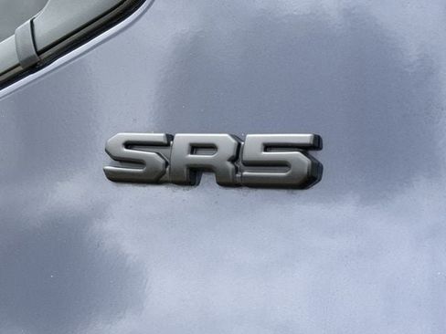 Used 2025 Toyota Tundra SR5 AWD/4WD image 9