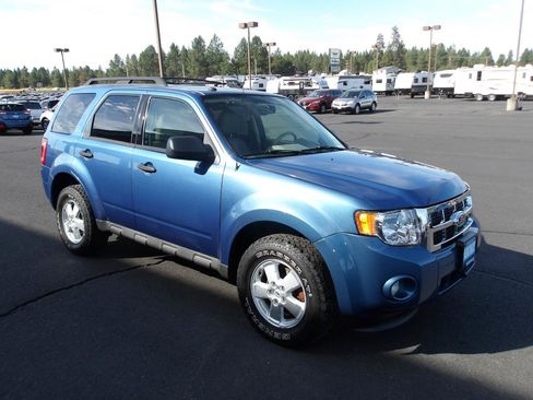 Used 2009 Ford Escape XLT AWD/4WD image 7
