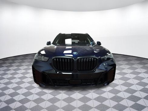 New 2026 BMW X5 xDrive50e image 5