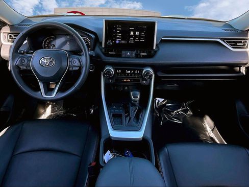 Certified 2023 Toyota RAV4 XLE Premium image 15