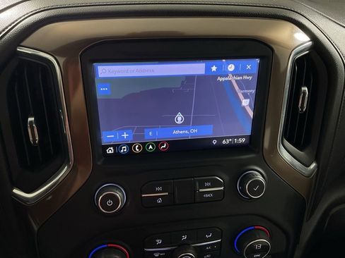 Used 2019 Chevrolet Silverado 1500 High Country w/ High Country Premium Package image 3