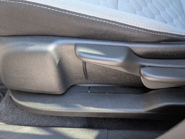 Used 2020 Chevrolet Equinox LS w/ LPO, Floor Liner Package FWD image 21