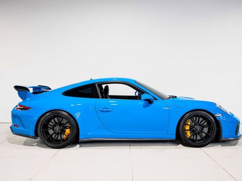 Used 2018 Porsche 911 GT3 RWD image 2