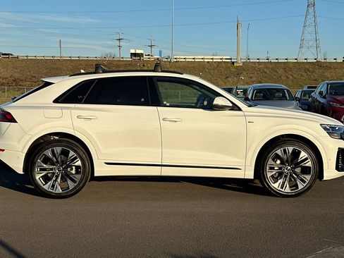 New 2026 Audi Q8 Premium Plus image 2