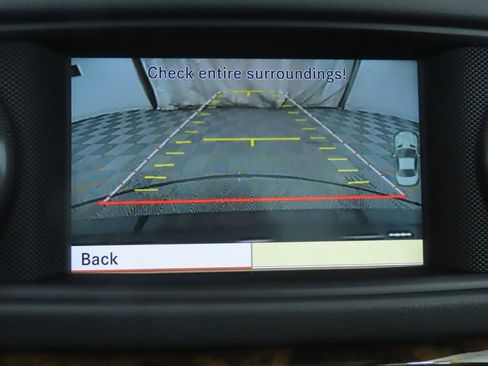 Used 2013 Mercedes-Benz SL 550 image 24