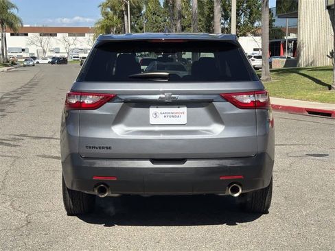 Used 2019 Chevrolet Traverse LS w/ LPO, Blackout Package image 5