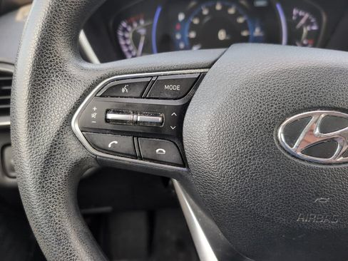 Used 2019 Hyundai Santa Fe SEL FWD image 17