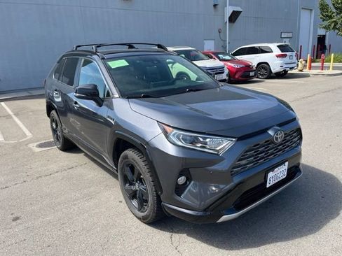 Used 2021 Toyota RAV4 XSE AWD/4WD image 2