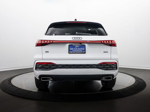 Used 2025 Audi Q5 Premium w/ Convenience Package AWD/4WD image 21