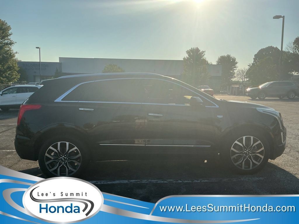 Used 2017 Cadillac XT5 Premium Luxury AWD/4WD image 8