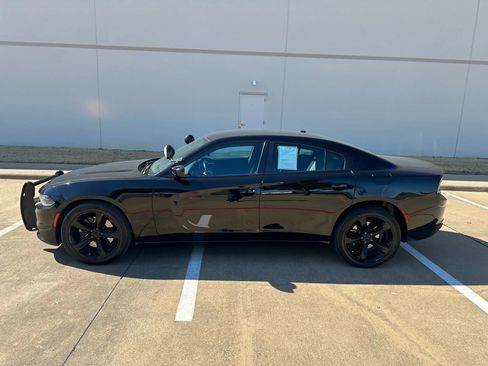Used 2021 Dodge Charger Police image 2