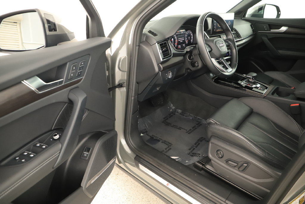 Certified 2023 Audi Q5 2.0T Premium Plus AWD/4WD image 13
