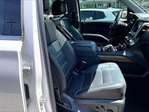 Used 2020 GMC Yukon Denali w/ Denali Ultimate Package AWD/4WD image 6