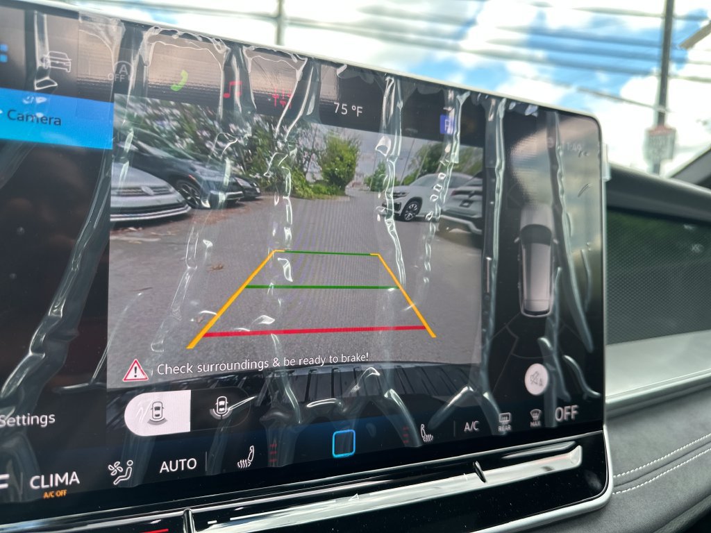 New 2026 Volkswagen Tiguan SE R-Line AWD/4WD image 14