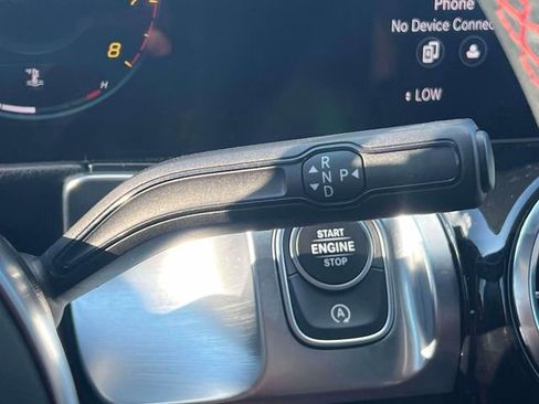 Used 2023 Mercedes-Benz GLB 250 image 32