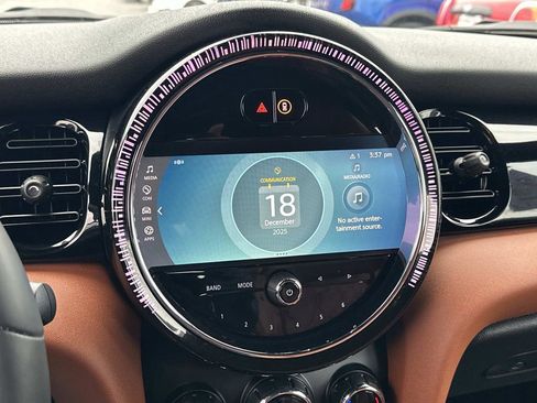 Used 2023 MINI Cooper S w/ Signature Upholstery Package image 12