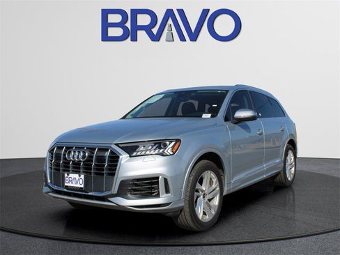 Used 2024 Audi Q7 3.0T Premium Plus image 8