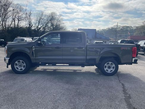 New 2026 Ford F250 XLT w/ FX4 Off-Road Package image 5