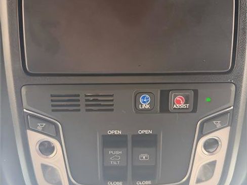 Used 2022 Honda Pilot Black Edition image 51