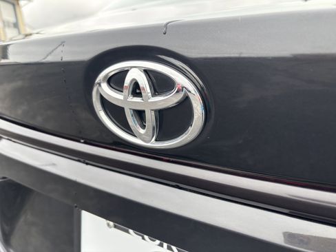 Used 2022 Toyota Corolla LE image 10