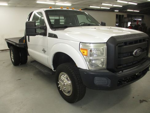 Used 2012 Ford F350 XL w/ Skid Plate Pkg AWD/4WD image 1