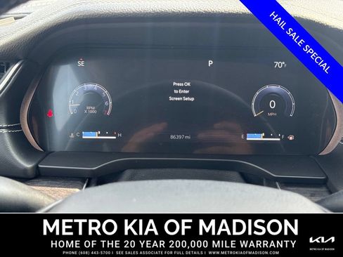 Used 2022 Jeep Grand Cherokee L Limited w/ Black Appearance Package AWD/4WD image 20