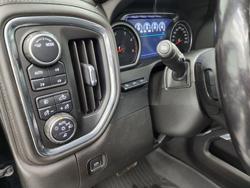 Used 2022 Chevrolet Silverado 3500 High Country image 46