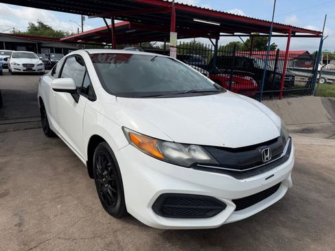 Used 2015 Honda Civic LX image 4