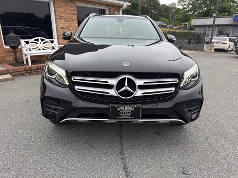 Used 2019 Mercedes-Benz GLC 300 4MATIC image 6