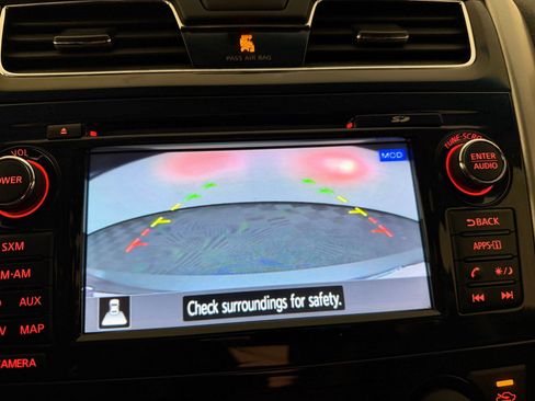 Used 2015 Nissan Altima 3.5 SL FWD image 20