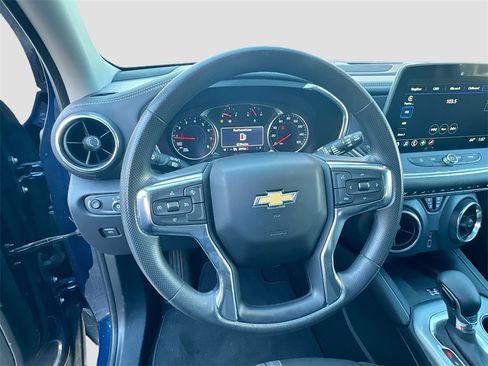 Used 2023 Chevrolet Blazer LT w/ Convenience Package image 11