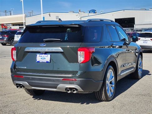 Used 2023 Ford Explorer Platinum w/ Technology Package image 5