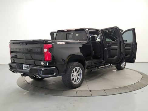 Used 2021 Chevrolet Silverado 1500 LT Trail Boss w/ Convenience Package II AWD/4WD image 15