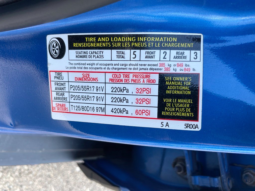 Used 2024 Nissan Kicks SV w/ Interior Electronics Package FWD image 33