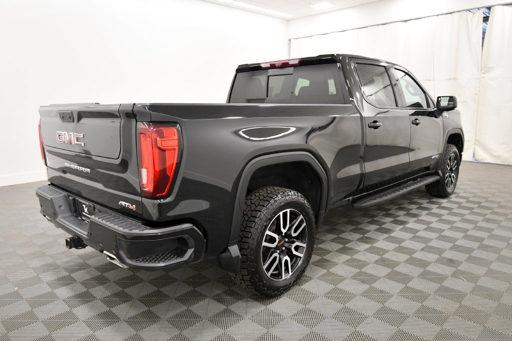Used 2022 GMC Sierra 1500 AT4 w/ AT4 Premium Package AWD/4WD image 8