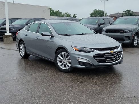 Used 2025 Chevrolet Malibu LT FWD image 30