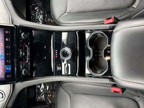 Used 2021 Jeep Grand Cherokee L Limited image 20